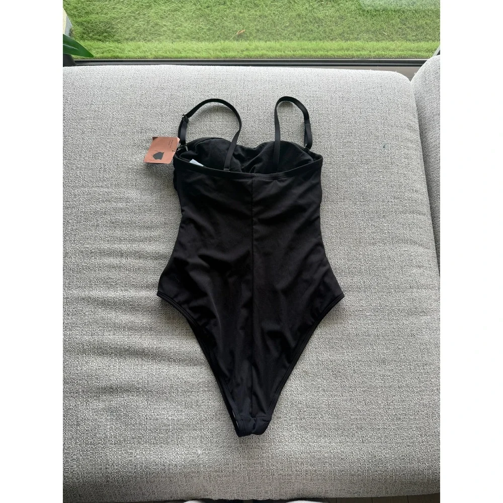 Shade & Shore Womens Black Ribbed Ruched One Piece Swimsuit Size M 8-10 NWT